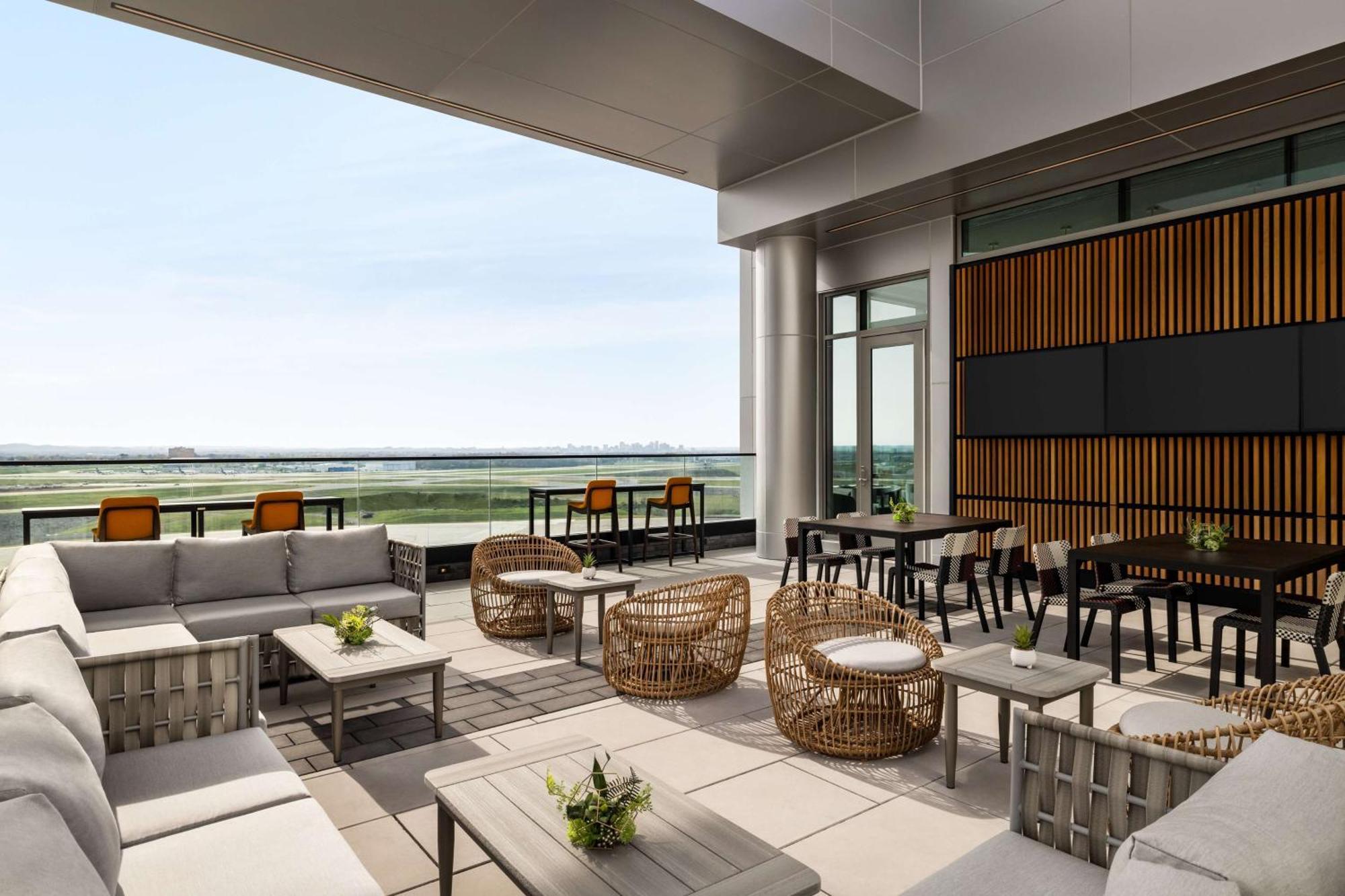 Hilton Bna Nashville Airport Terminal Exterior foto