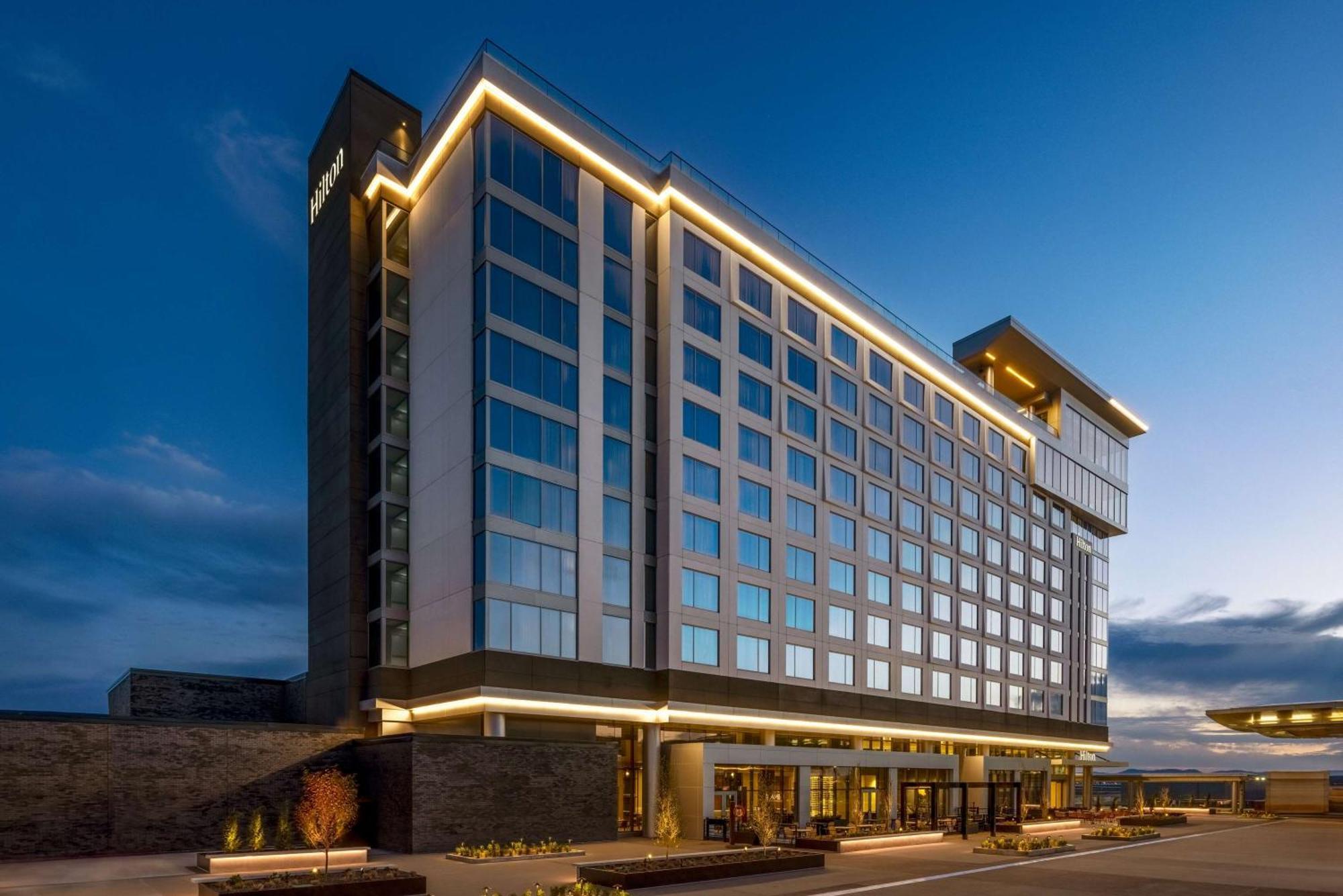 Hilton Bna Nashville Airport Terminal Exterior foto